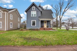 501 4th Street, Traer, IA 50675