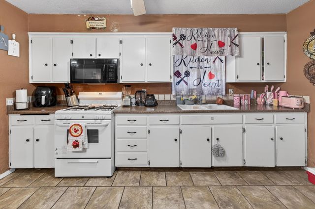 1007 TUDOR Drive, Amarillo, TX 79104