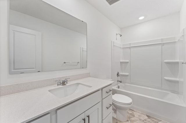 10527 Harbor Lane N, Maple Grove, MN 55369