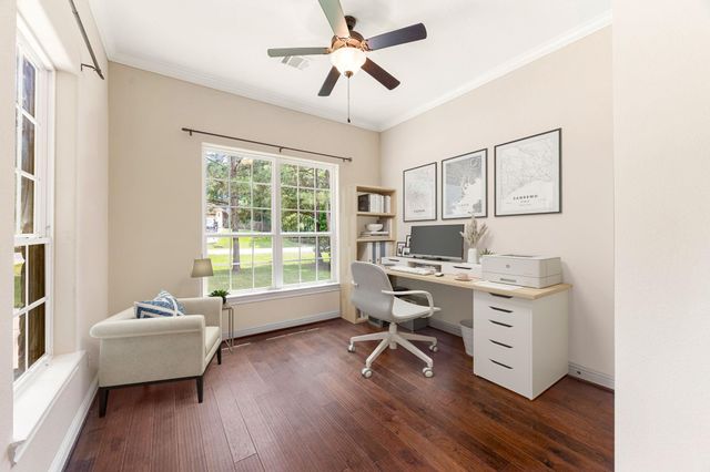 42 Brookefield Circle, Magnolia, TX 77355