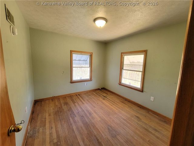518 High Street, St Albans, WV 25177