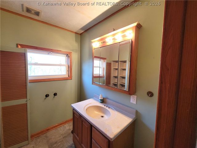 518 High Street, St Albans, WV 25177