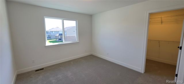 50385 Arcadia Drive, Macomb Township, MI 48042