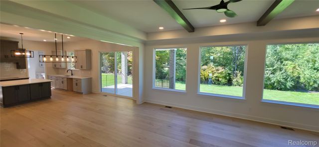 50385 Arcadia Drive, Macomb Township, MI 48042
