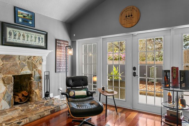 10402 OAKBROOK DRIVE, Tampa, FL 33618