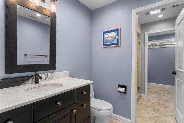 10402 OAKBROOK DRIVE, Tampa, FL 33618