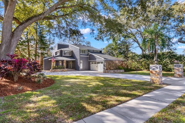 10402 OAKBROOK DRIVE, Tampa, FL 33618