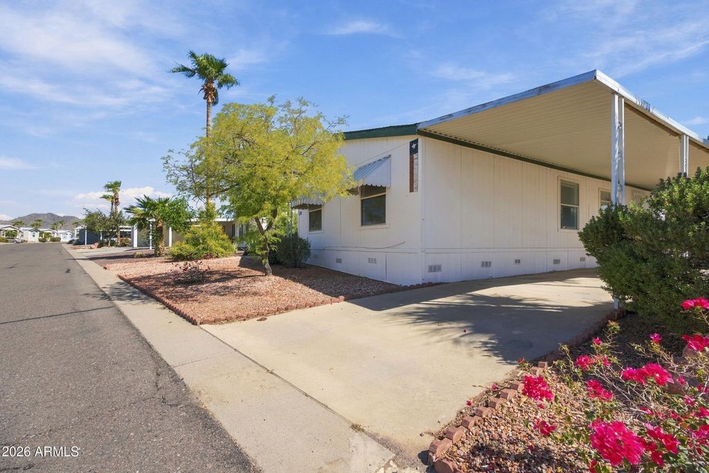 2000 S APACHE Road 374, Buckeye, AZ 85326 — photo 3