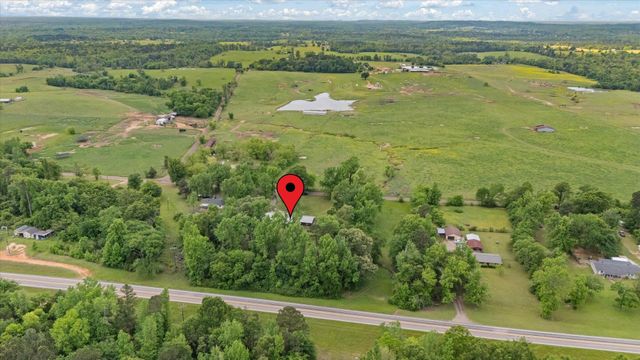 7056 Arrowwood Rd, Gilmer, TX 75644