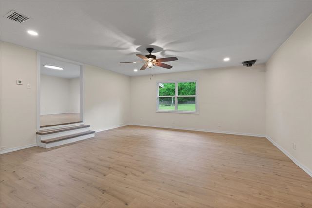 7056 Arrowwood Rd, Gilmer, TX 75644