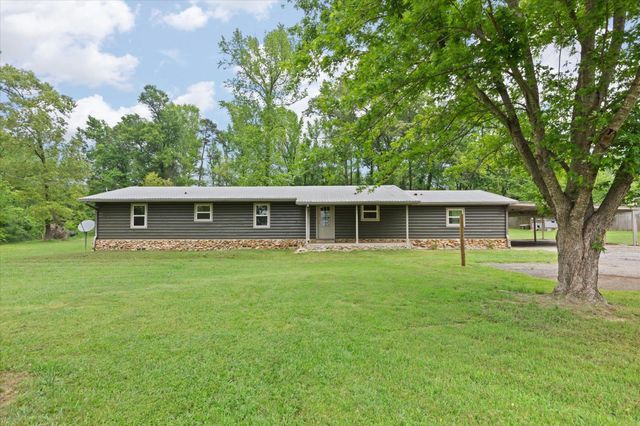 7056 Arrowwood Rd, Gilmer, TX 75644