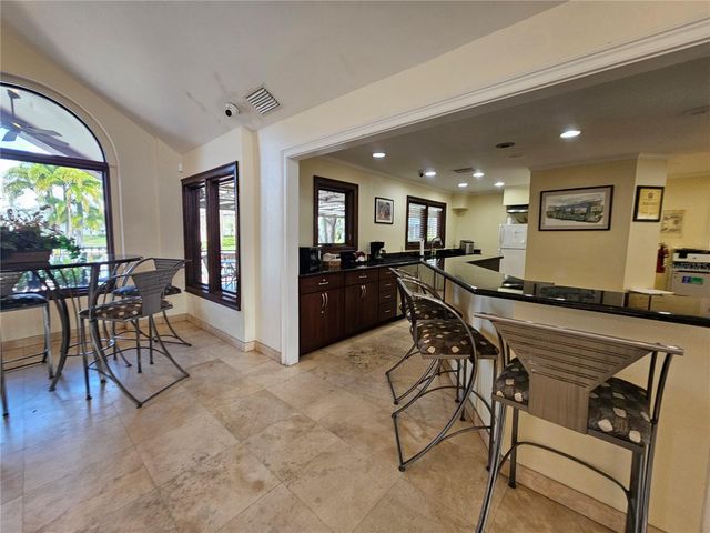 10265 GANDY BOULEVARD N 1701, St Petersburg, FL 33702