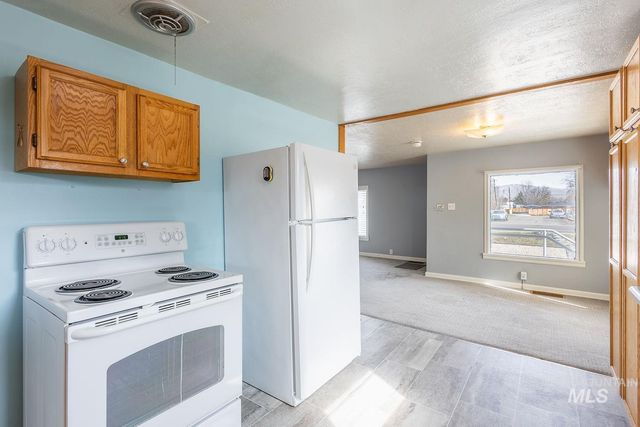 819 S Roosevelt St, Boise, ID 83705