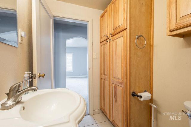 819 S Roosevelt St, Boise, ID 83705