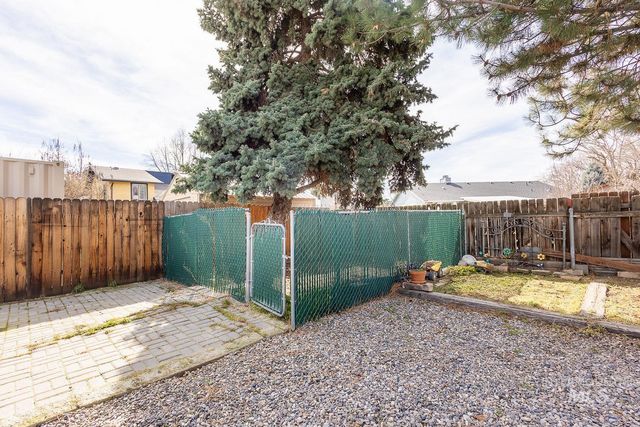 819 S Roosevelt St, Boise, ID 83705