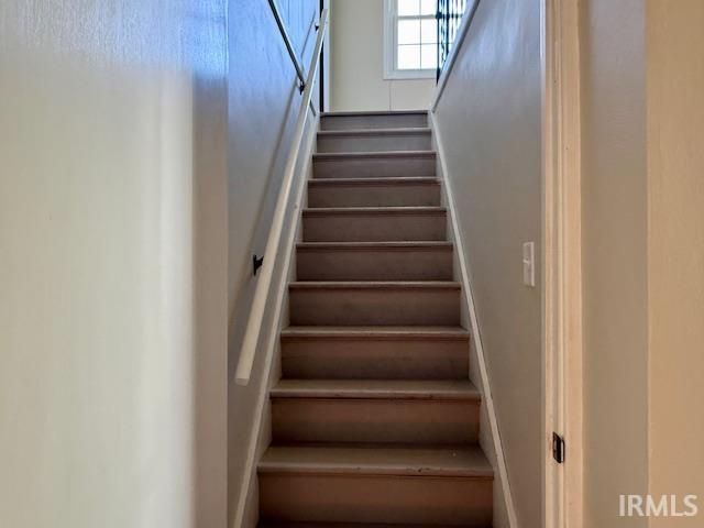 2116 Juliette Avenue, Fort Wayne, IN 46802