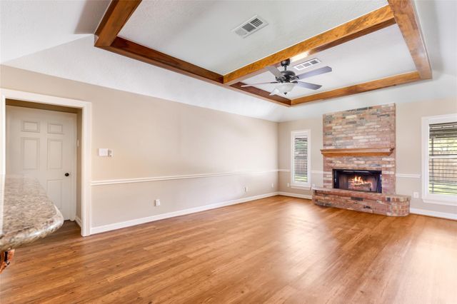 9614 Pinehurst Street, Baytown, TX 77521