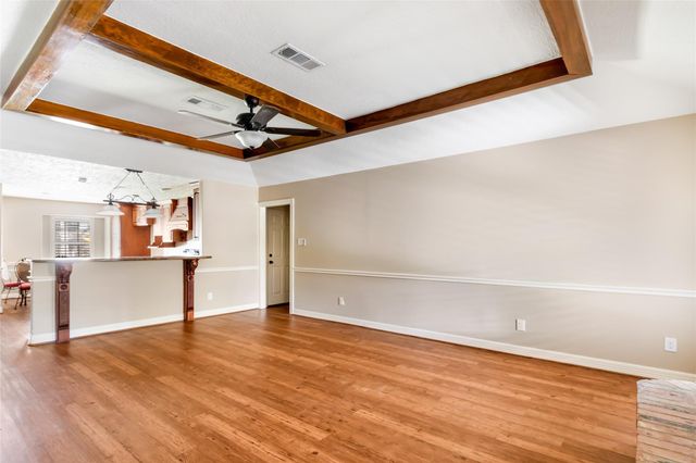 9614 Pinehurst Street, Baytown, TX 77521