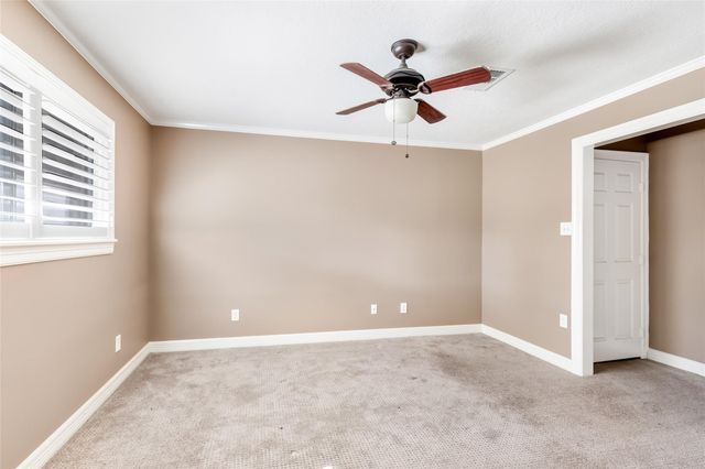 9614 Pinehurst Street, Baytown, TX 77521