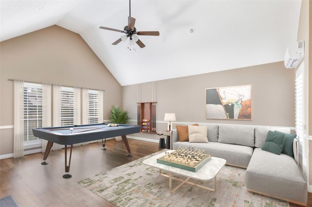 9614 Pinehurst Street, Baytown, TX 77521