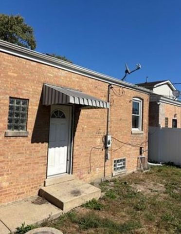 3553 W 77th Street, Chicago, IL 60652