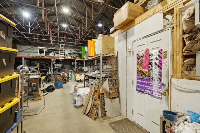 14045 Midvale Avenue N, Shoreline, WA 98133