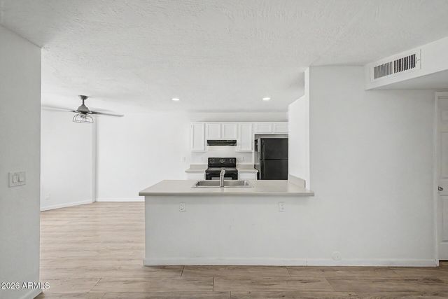 5236 W Peoria Avenue 127, Glendale, AZ 85302