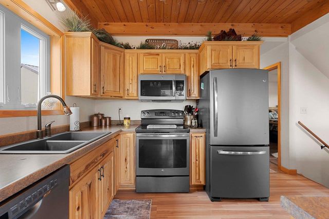 E5528 HANSON ROAD, Manawa, WI 54949