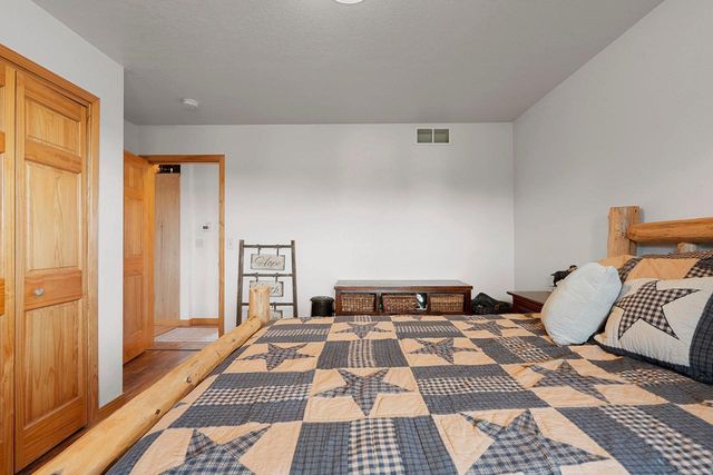E5528 HANSON ROAD, Manawa, WI 54949