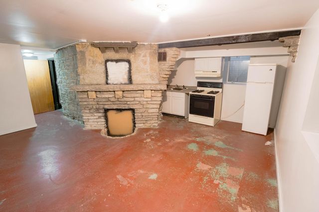 337 Maria Avenue, Saint Paul, MN 55106