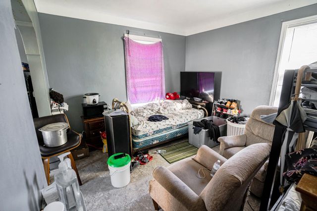 337 Maria Avenue, Saint Paul, MN 55106