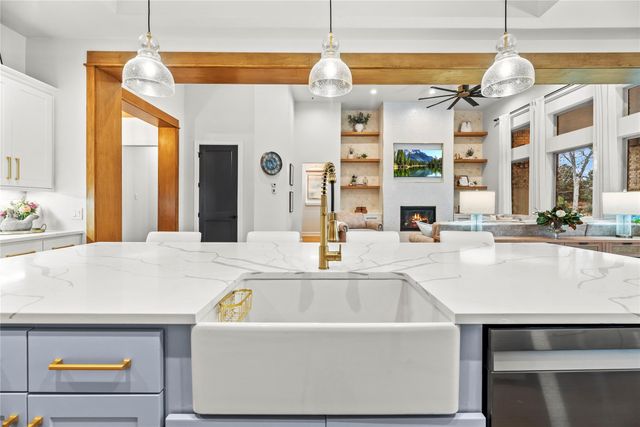 4218 Wooded Isle Way, Fulshear, TX 77441