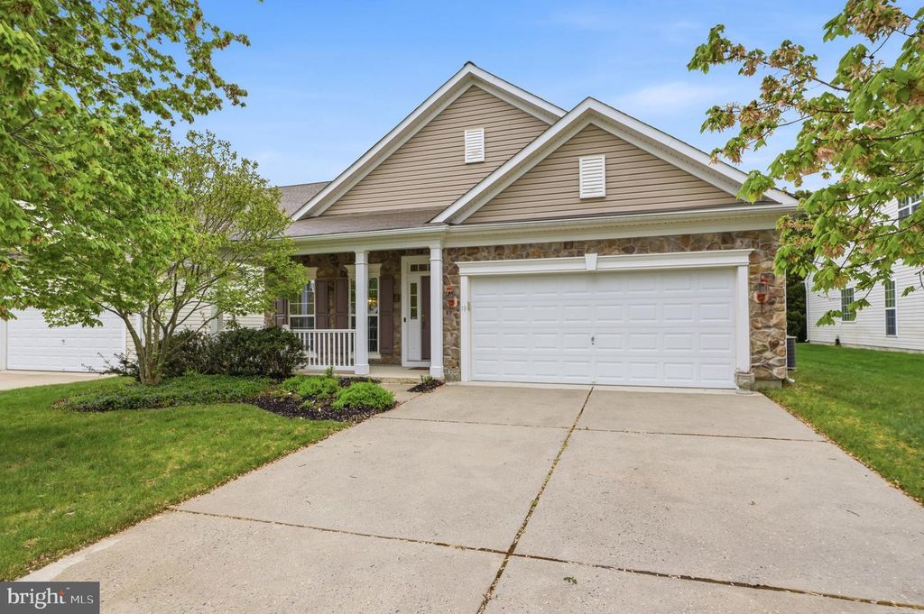 19 ANNE DR, Hammonton, NJ 08037