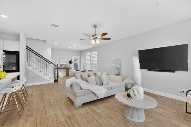 6040 Bursey Road, Watauga, TX 76148