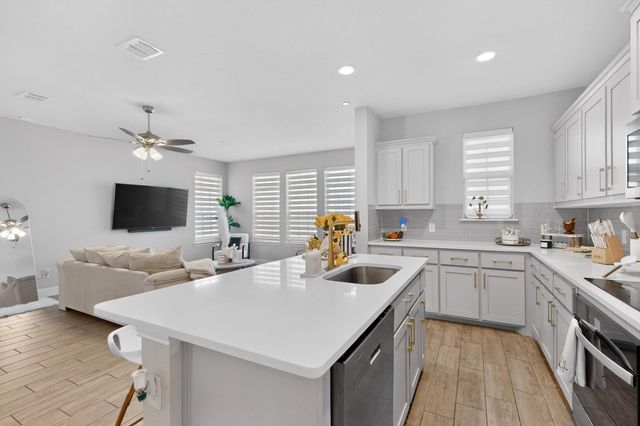 6040 Bursey Road, Watauga, TX 76148