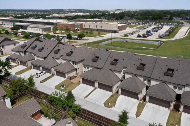 6040 Bursey Road, Watauga, TX 76148