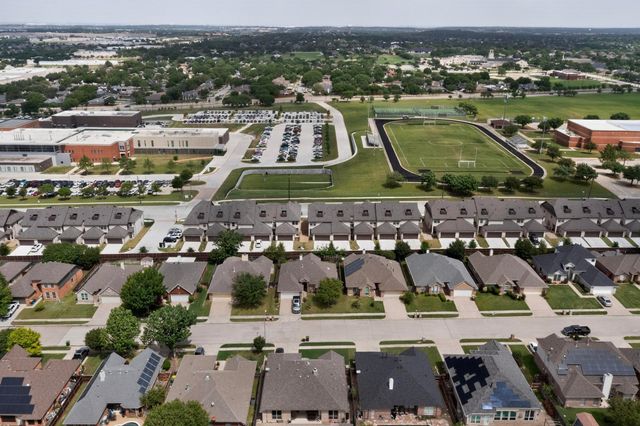 6040 Bursey Road, Watauga, TX 76148