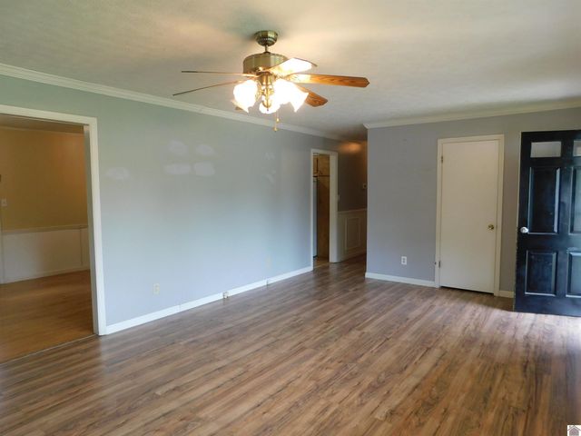202 E. 19th St., Benton, KY 42025
