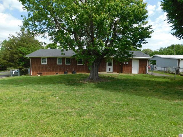 202 E. 19th St., Benton, KY 42025