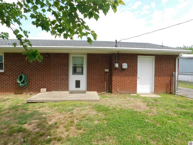 202 E. 19th St., Benton, KY 42025