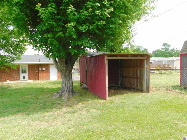 202 E. 19th St., Benton, KY 42025