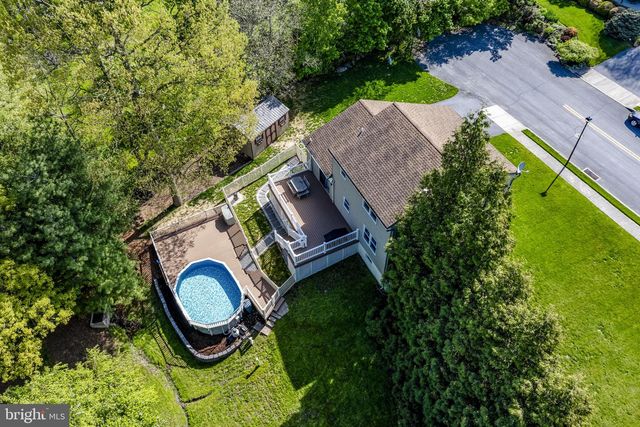 107 LYNWOOD ST, Terre Hill, PA 17581