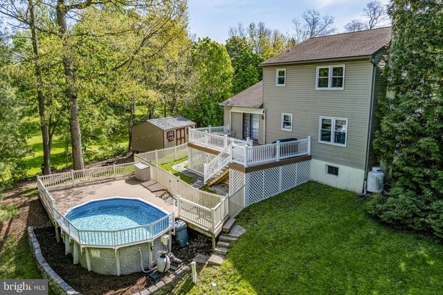 107 LYNWOOD ST, Terre Hill, PA 17581