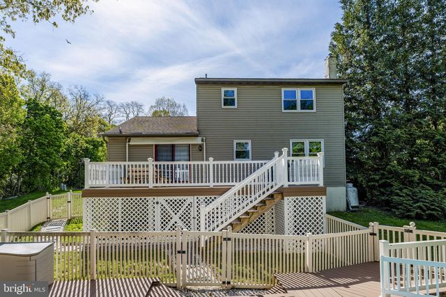 107 LYNWOOD ST, Terre Hill, PA 17581