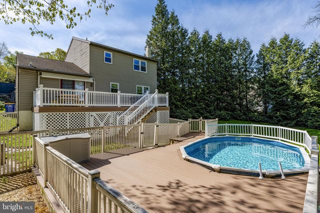 107 LYNWOOD ST, Terre Hill, PA 17581