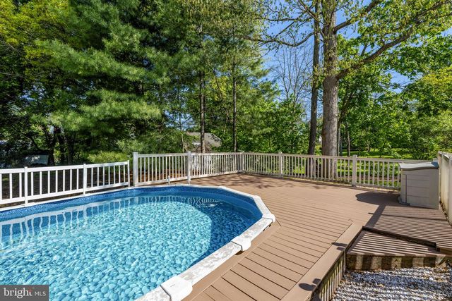 107 LYNWOOD ST, Terre Hill, PA 17581