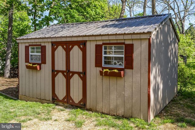 107 LYNWOOD ST, Terre Hill, PA 17581