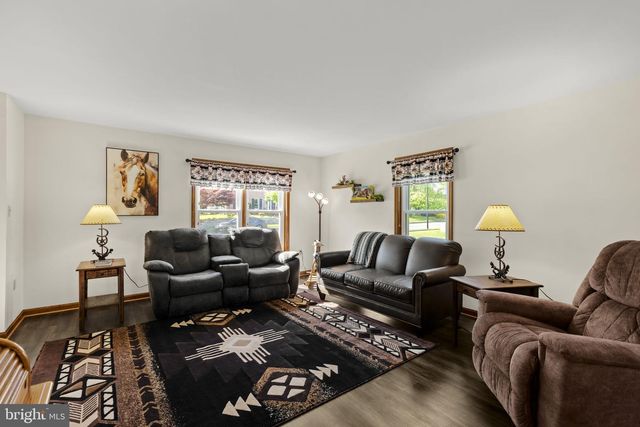 107 LYNWOOD ST, Terre Hill, PA 17581