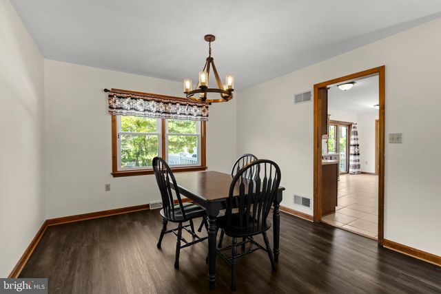 107 LYNWOOD ST, Terre Hill, PA 17581