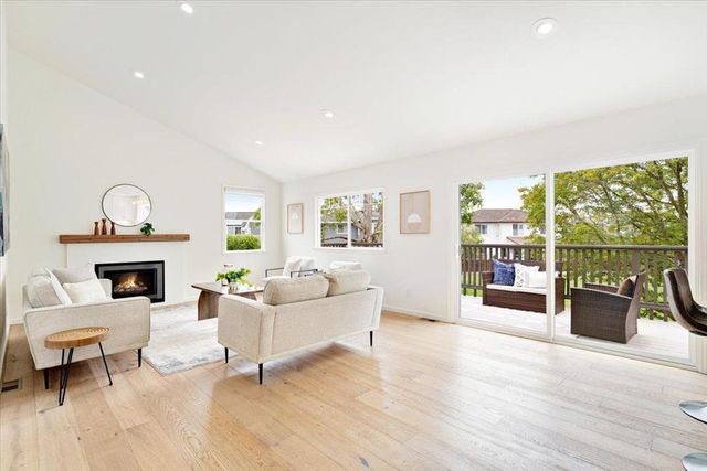 206 Via Lantana, Aptos, CA 95003